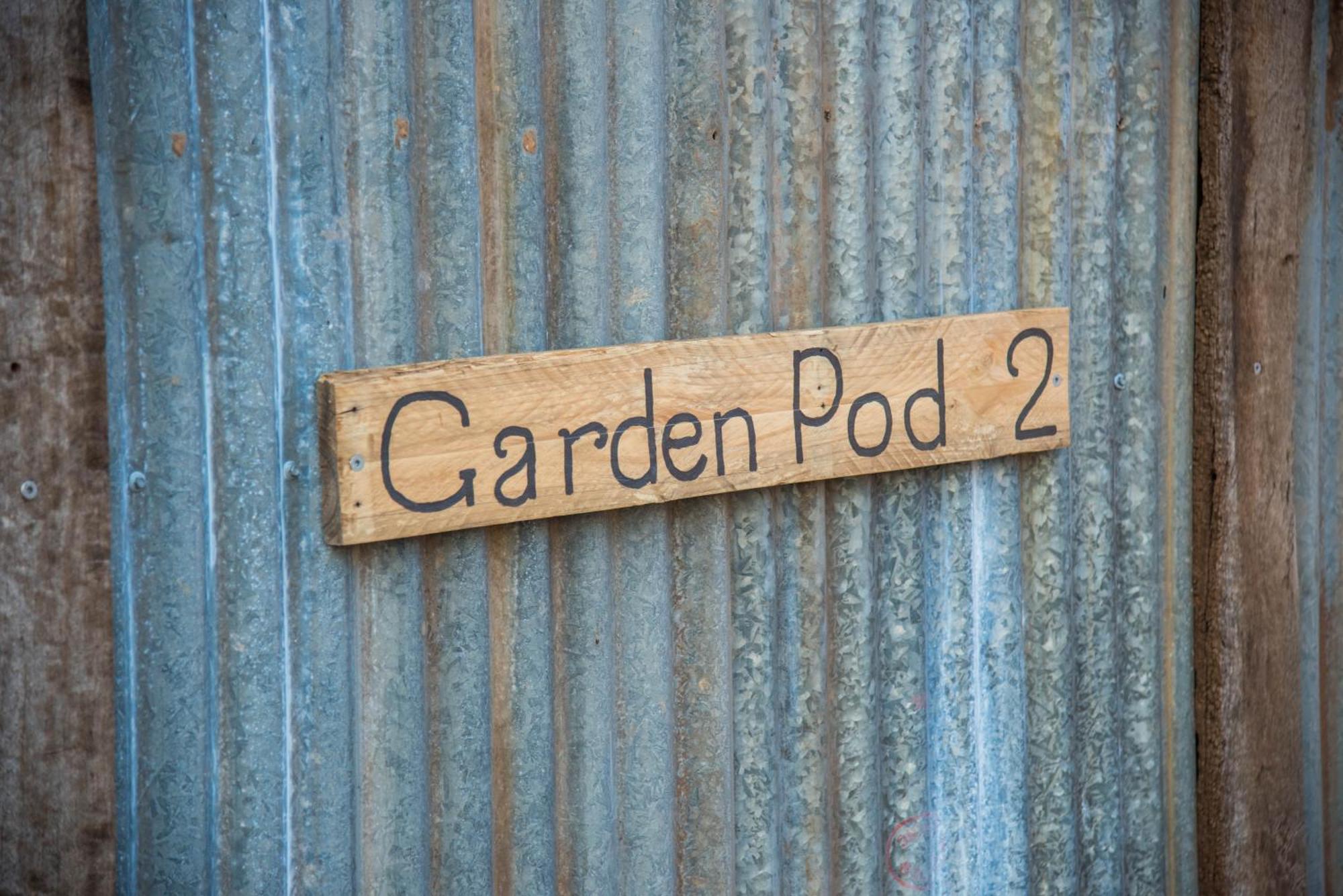 مبيت وإفطار غريفيث Jen'S Garden Pods المظهر الخارجي الصورة